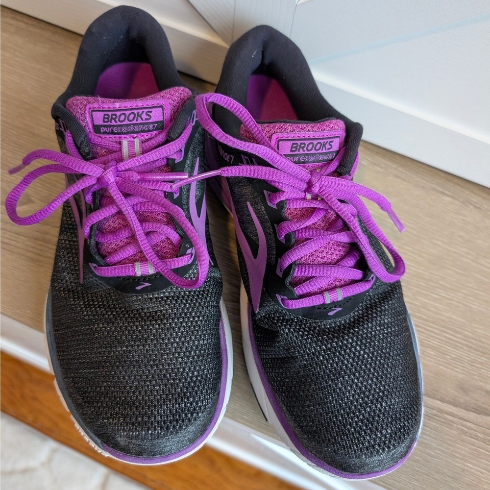 Brooks Womens Running Shoes Black Purple 1202611B023 Size 8 Pure Cadence 7